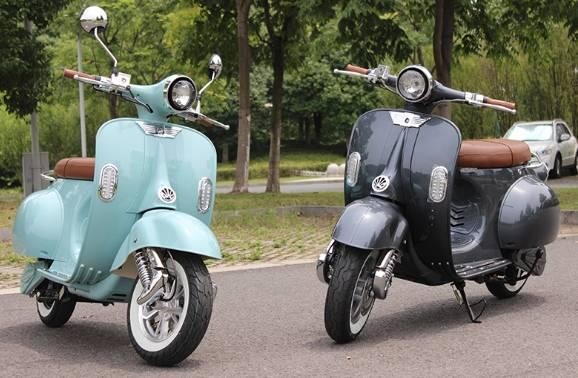 electric-scootermoped-vespa-style-brand-new-big-9
