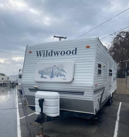 2008-wildwood-28ft-travel-trailer-with-slide-out-big-10