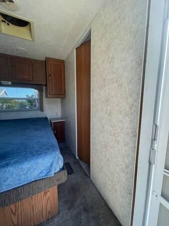 2008-wildwood-28ft-travel-trailer-with-slide-out-big-7