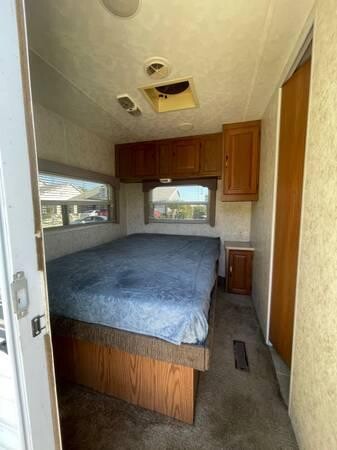 2008-wildwood-28ft-travel-trailer-with-slide-out-big-3