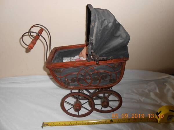 antique-baby-doll-buggy-big-10