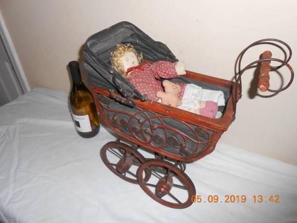 antique-baby-doll-buggy-big-7
