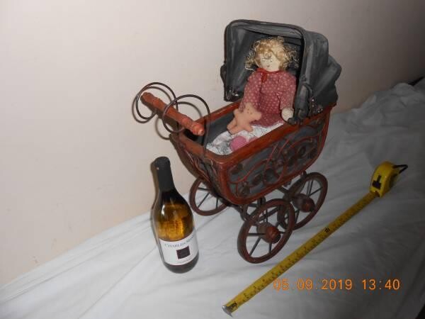 antique-baby-doll-buggy-big-5