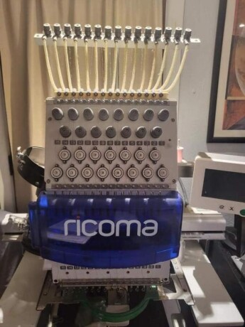 single-head-commercial-embroidery-machine-big-0