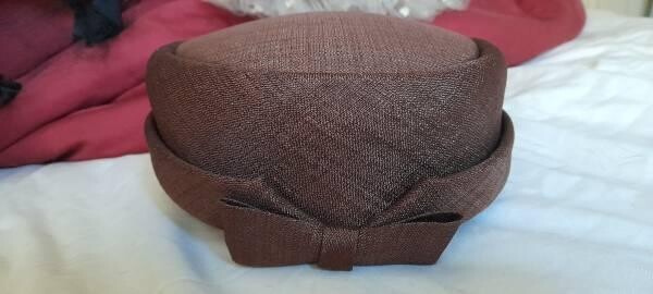 7-vintage-1950-woman-hats-asst-colors-big-4