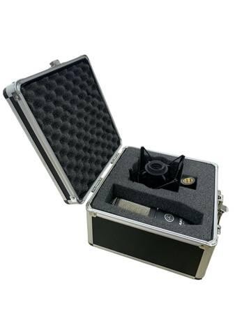akg-condenser-microphone-p220-big-4