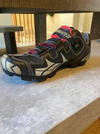 bike-shoes-size-105-big-3