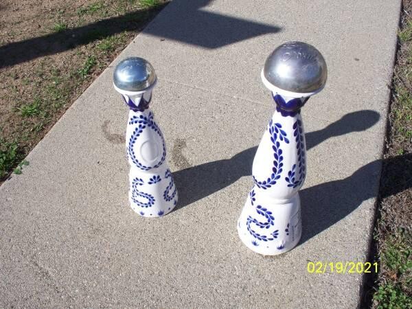 tequila-clase-azul-reposado-175l-and-75l-big-1