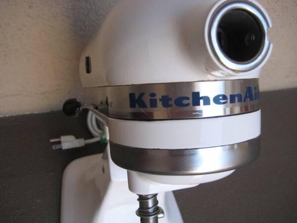 kitchenaid-stand-mixer-white-300-watt-ultra-power-big-1