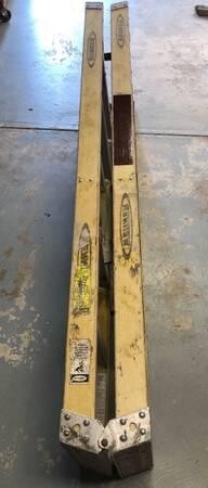 6-werner-fiberglass-ladder-big-0