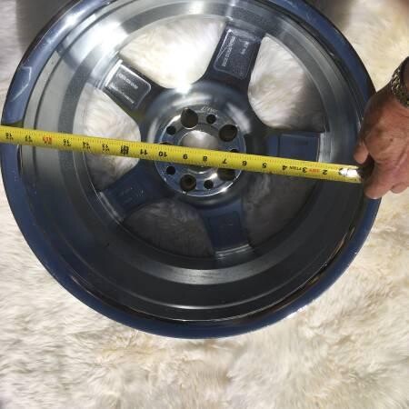 amg-chrome-mercedes-benz-wheel-big-1