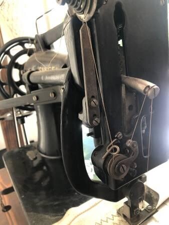 singer-47ksv10-big-3