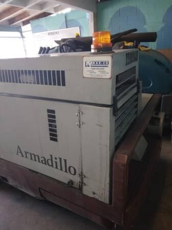 armadillo-sweeper-butane-gas-big-6