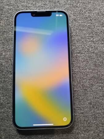 iphone-14-mint-condition-big-2