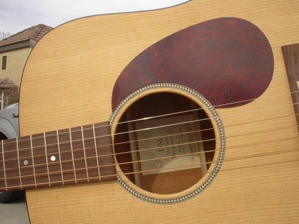 2001-martin-acustic-guitar-usa-dm-mahogany-dreadnaught-like-new-big-2