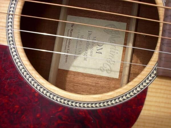 2001-martin-acustic-guitar-usa-dm-mahogany-dreadnaught-like-new-big-1