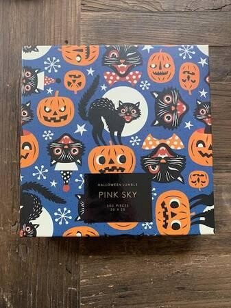 halloween-jumble-puzzle-by-pink-sky-500-pieces-big-2