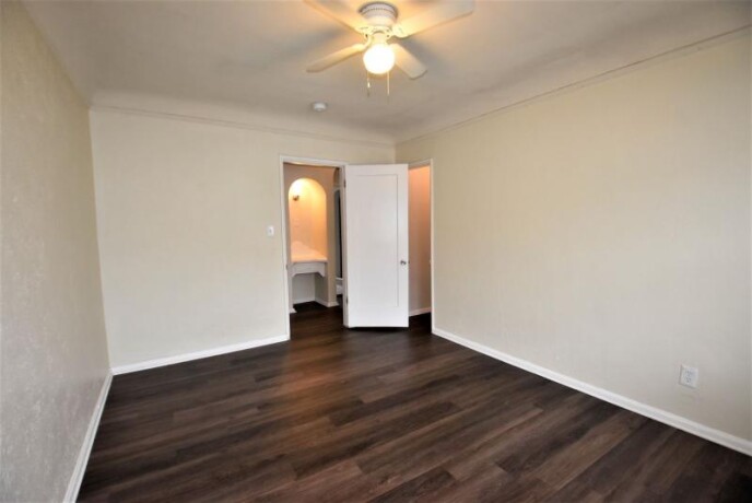 3bed-2bath-single-family-house-for-rent-big-4