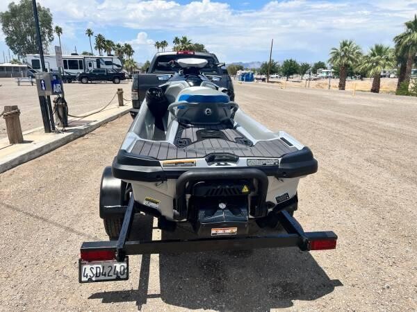 2020-seadoo-gtx-limited-300-big-4