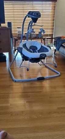 graco-duetsoothe-swing-and-rocker-big-1