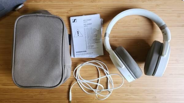white-sennheiser-hd-450bt-bluetooth-headphones-big-2