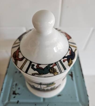 tobacco-jar-limoges-france-bayeux-tapestry-big-2