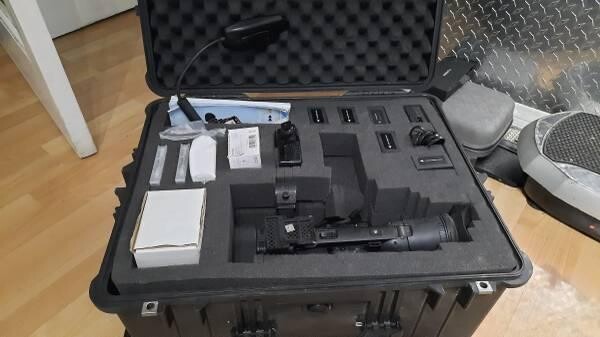 panasonic-ag-hvx200p-p2-dvc-pro-hd-3ccd-camcorder-w-leica-lens-big-4