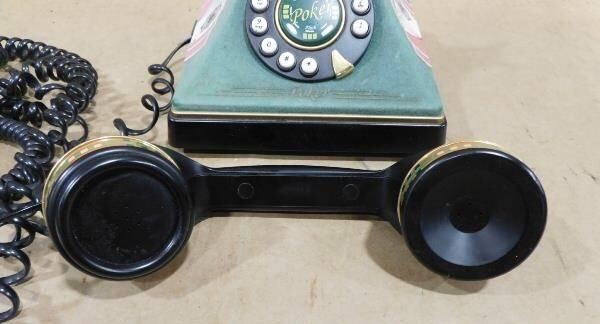 poker-styled-texas-holdem-telephone-poker-phone-big-2