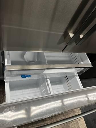 bosch-counterdepth-3-door-refrigerator-with-ice-maker-open-box-big-1