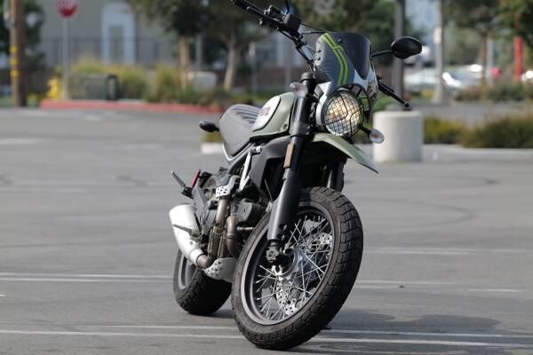 ducati-scrambler-urban-enduro-2016-low-mileage-big-8