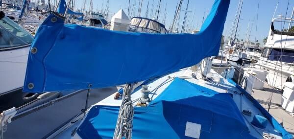1973-cal-jensen-29ft-sailboat-big-12