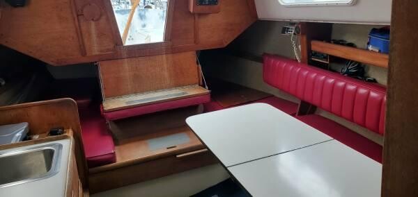 1973-cal-jensen-29ft-sailboat-big-1