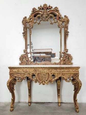 carved-french-console-and-mirror-look-very-nice-big-16