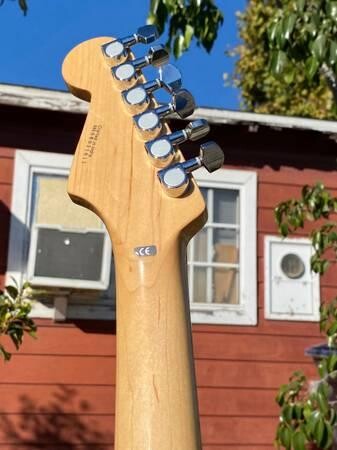 2008-india-made-squier-stratocaster-cedar-body-big-13