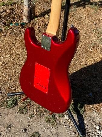 2008-india-made-squier-stratocaster-cedar-body-big-7