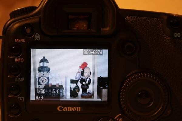 canon-eos-30d-digital-still-camera-and-lens-big-3