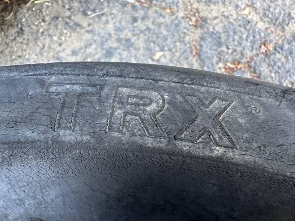 trx-ford-mustang-foxbody-metric-sized-wheels-old-tires-4-on-108mm-big-3