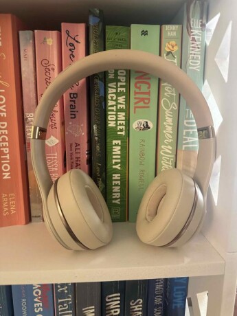 beats-solo-3-matte-goldpink-big-0