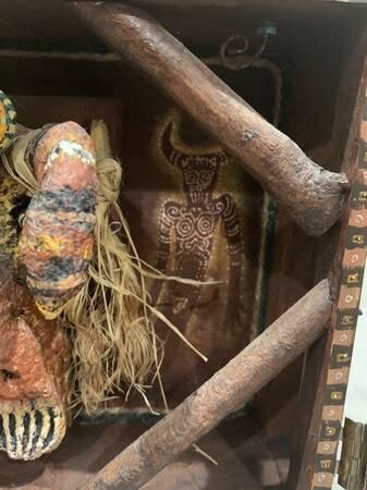 spooky-occult-spirit-box-sculpture-artist-ronald-lipking-big-7