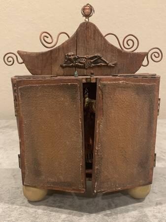 spooky-occult-spirit-box-sculpture-artist-ronald-lipking-big-2
