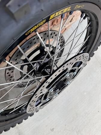 2022-husqvarna-norden-901-w-extras-big-0