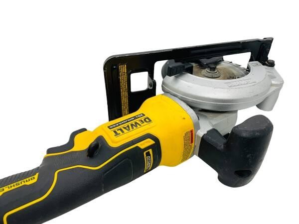 dewalt-20v-cordless-4-12-circular-saw-dcs571-w-15ah-battery-big-3