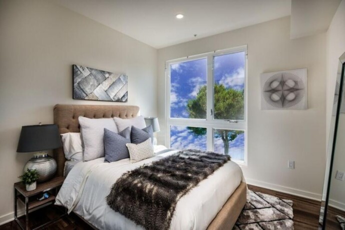 2695-2895-large-3-bedroom-3-bathroom-apt-in-lincoln-park-big-4