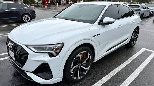2023-audi-etron-s-premium-plus-sportback-4dr-suv-big-17