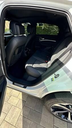2023-audi-etron-s-premium-plus-sportback-4dr-suv-big-1