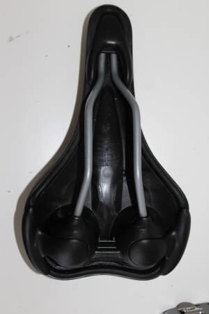selle-royal-saddle-bike-gel-seat-royal-gel-alpine-black-big-2