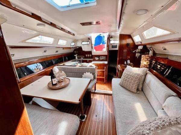 1983-hunter-34-sailboat-share-in-partnership-big-11