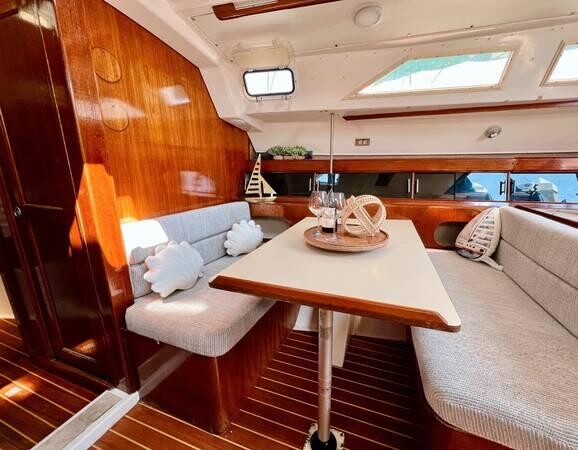 1983-hunter-34-sailboat-share-in-partnership-big-10