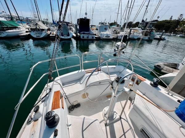 1983-hunter-34-sailboat-share-in-partnership-big-2