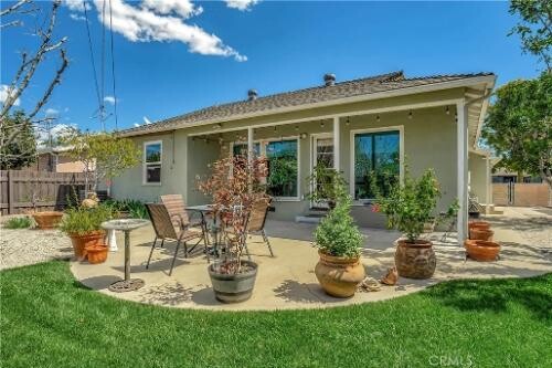 exquisite-beautifully-designed-3-bedroom-in-a-peaceful-neighborhood-big-0
